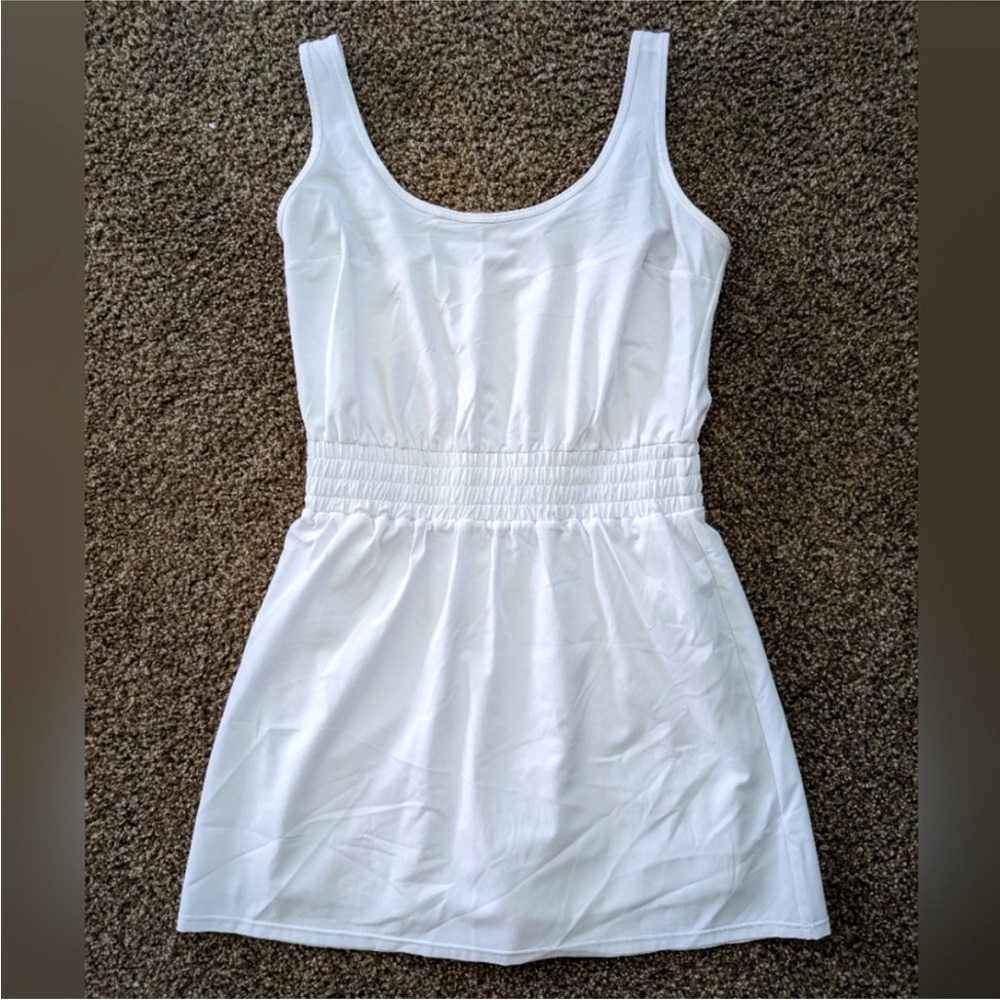 White Abercrombie & Fitch Active Dress Like New Size XS